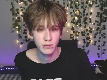 Offline kaislutx on Chaturbate