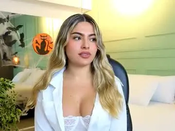 kataliina_18 on Chaturbate