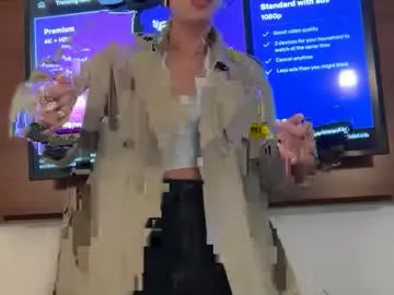 Offline katarasimon on Chaturbate