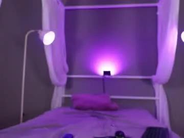 kattusauruss from Chaturbate