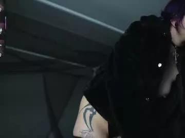 kattusauruss from Chaturbate