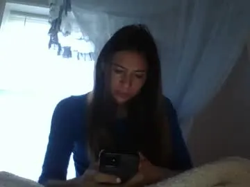 kaylaelizabeth97 — I get naked and play with tentacle and then 4 in 1 dildo [176 tokens remaining]