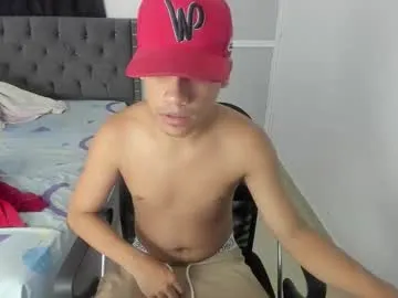 Offline kings_latins on Chaturbate