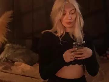 kinkylina_ from Chaturbate