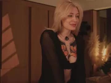 kinkylina_ from Chaturbate
