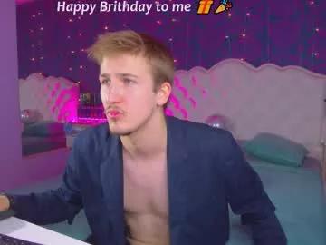 kiskakurt from Chaturbate