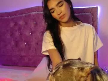 Offline kitty_mia29 on Chaturbate