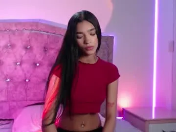 Offline kitty_mia29 on Chaturbate