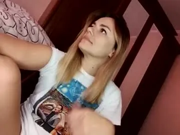 Offline krisssexi on Chaturbate