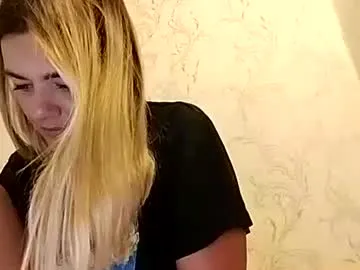 Offline krisssexi on Chaturbate