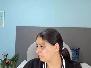 Offline kylie_reyes on Chaturbate