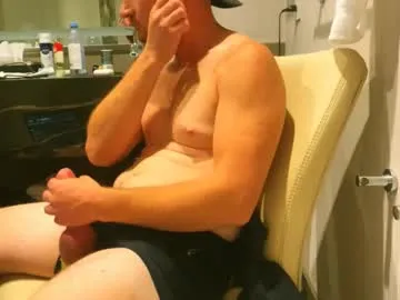 Offline l_is_here on Chaturbate