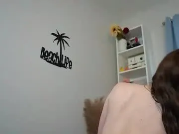 Offline lady_bpd on Chaturbate