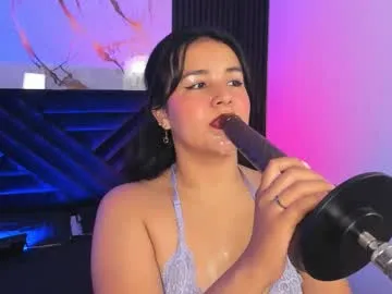 Freechat lalalemoonds on Chaturbate