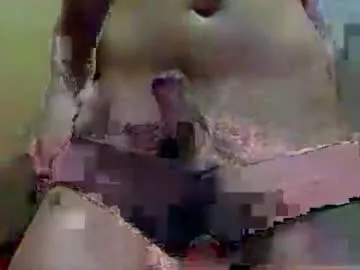 Offline lamdeal on Chaturbate