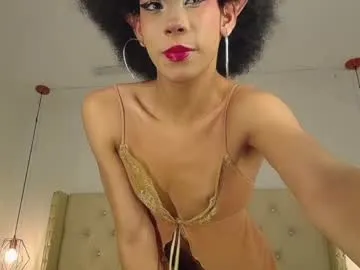 larademon on Chaturbate 