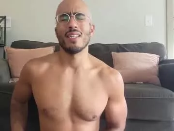 Offline latinomixedbbc on Chaturbate