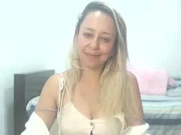 Offline leah_susman on Chaturbate