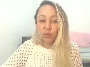 Offline leah_susman on Chaturbate