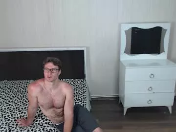 Offline leoackerman on Chaturbate