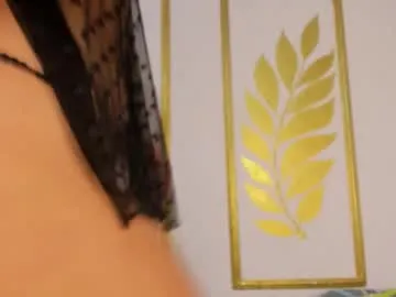 leodovina_16 on Chaturbate