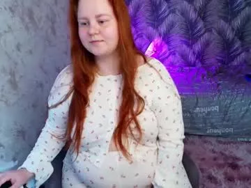 Offline leyaloveee on Chaturbate