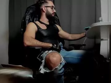 Offline liamaesthetic on Chaturbate