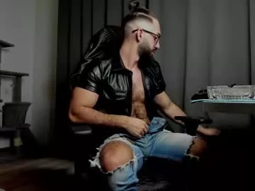 Offline liamaesthetic on Chaturbate