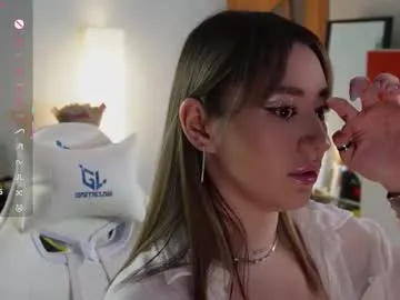 Freechat lisamayson on Chaturbate