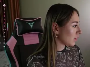 Freechat lisamayson on Chaturbate