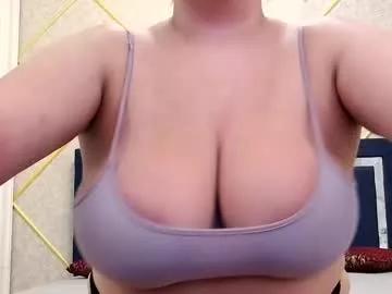 lissabigtitts from Chaturbate