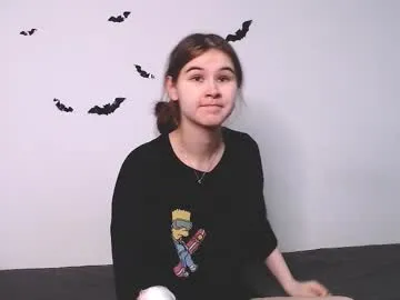 Offline little_owlx on Chaturbate