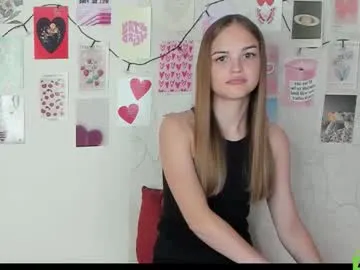 Offline little_radiant_sun on Chaturbate