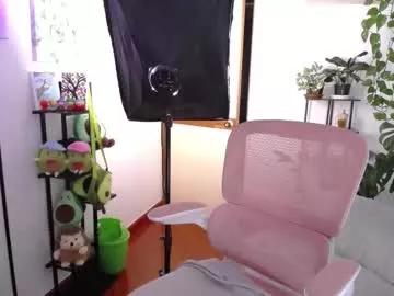 littlelaksmi from Chaturbate