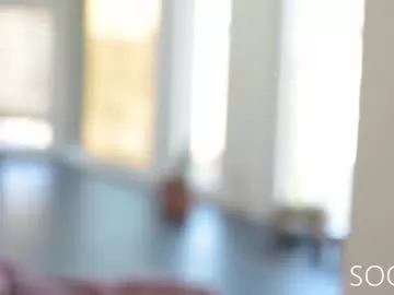 Offline lizmreow on Chaturbate