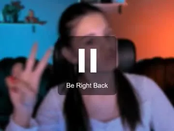 Offline lizzie_boom on Chaturbate