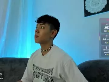 Offline logantwink18 on Chaturbate