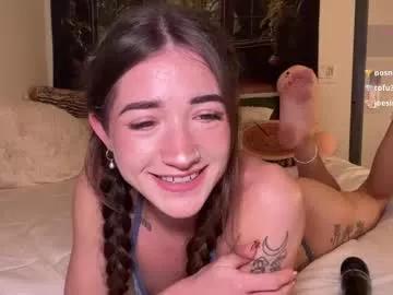 lolariv from Chaturbate