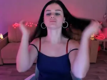 lora_cain on Chaturbate