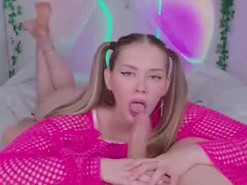 Offline lost_wanderers on Chaturbate