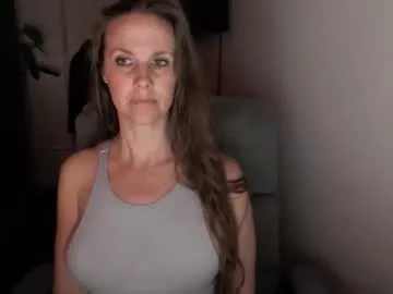 love_on_ on Chaturbate