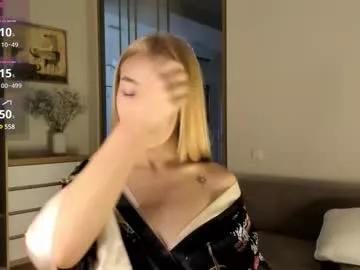love_peace_here model from Chaturbate
