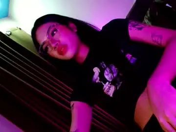 Offline love_seren on Chaturbate