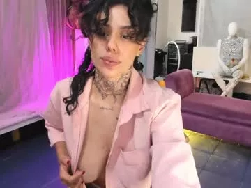 Offline lucyklumm on Chaturbate