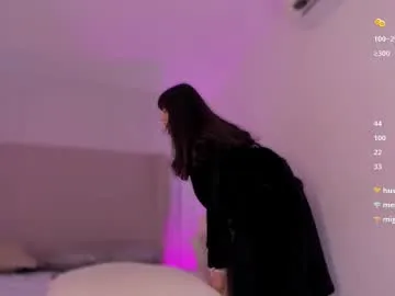 Offline luisah_ on Chaturbate