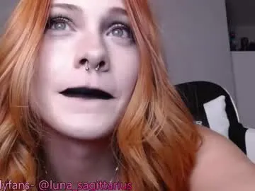 Offline luna_sagittarius on Chaturbate