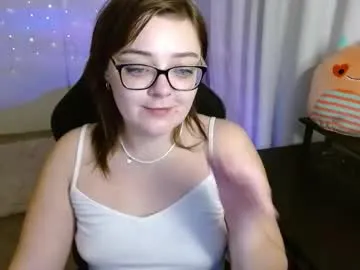 lyrajrose on Chaturbate