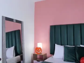 Offline martina_divine_ on Chaturbate