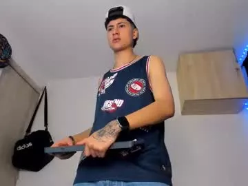 Offline mateo_escobar on Chaturbate