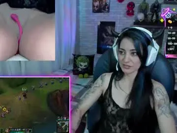 Offline mature_gamer on Chaturbate